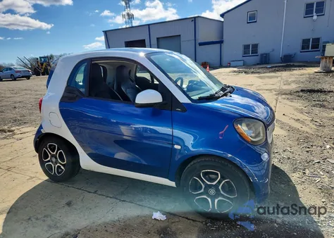 2016 Smart Fortwo from USA, damaged, VIN WMEFJ5DA6GK062008